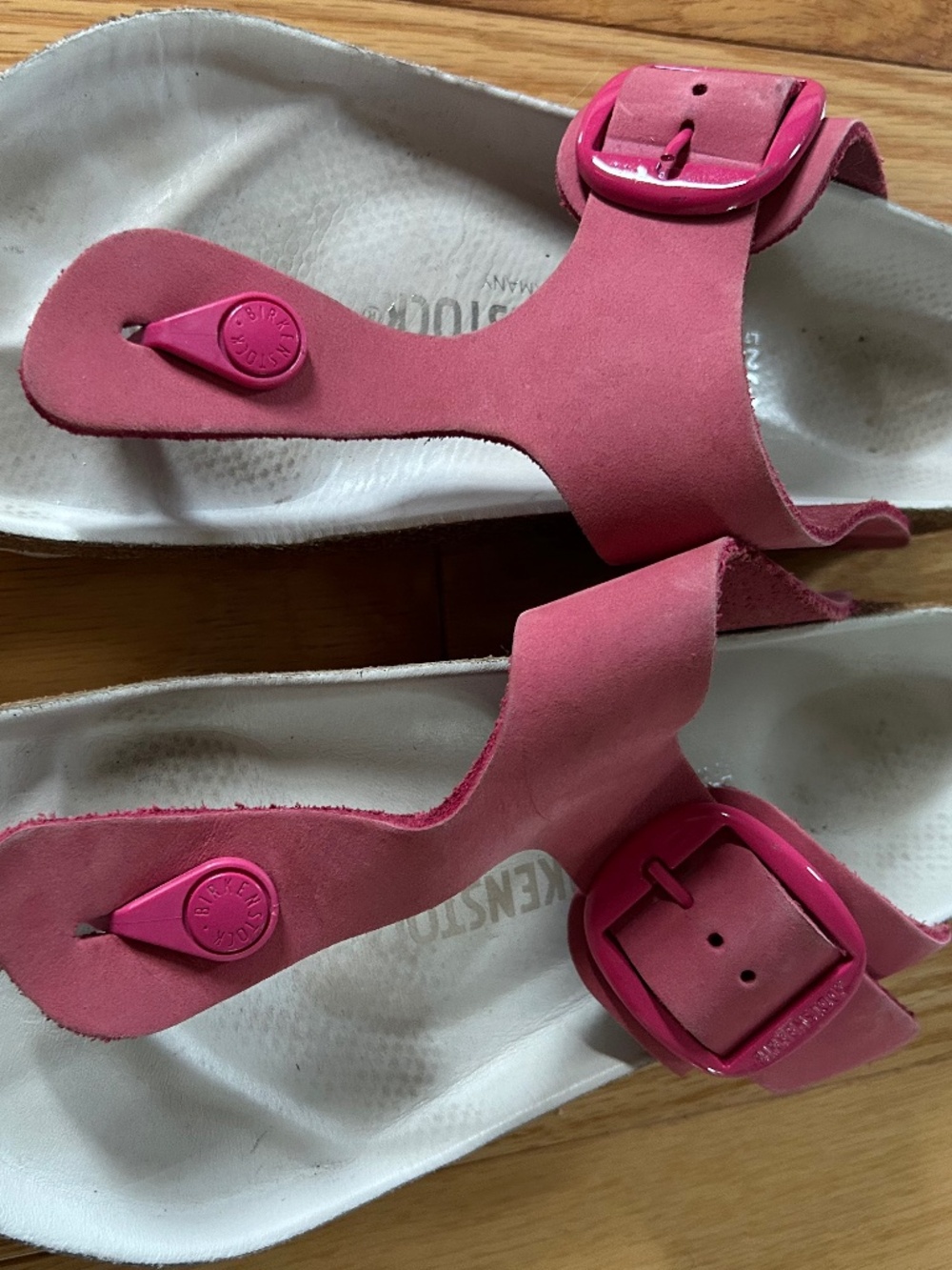 Birkenstock pink thing shoes